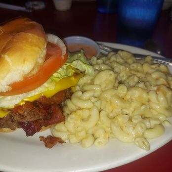 Kozy Korner - Signature bacon cheeseburger with mac&cheese - American Near Me - Bradford, New York Kozy Korner - Signature bacon cheeseburger with mac&cheese - American Near Me - Bradford, New York