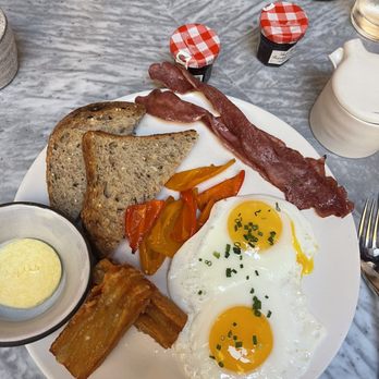 Lyle's - Breakfast & Brunch Near Me - Washington, DC, District of Columbia