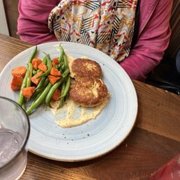 Crab Cake Sandwich