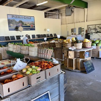 Disanti Farms - Variety of produce - Fruits & Veggies Near Me - Pueblo, Colorado Disanti Farms - Variety of produce - Fruits & Veggies Near Me - Pueblo, Colorado