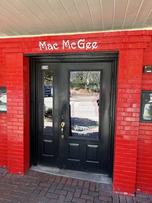 Mac McGee by null