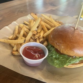 Hillman Beer - Burgers, wings, beer - Breweries Near Me - Asheville, North Carolina Hillman Beer - Burgers, wings, beer - Breweries Near Me - Asheville, North Carolina
