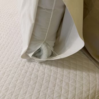 RealJoy Vacations - Bed pillow. - Vacation Rentals Near Me - Destin, Florida