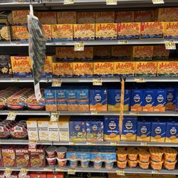 Harris Teeter - Land of 100 different mac & cheese