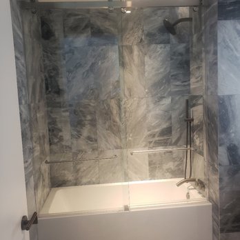 Sergi's Images - New shower door - Glass & Mirrors Near Me - Brooklyn, New York