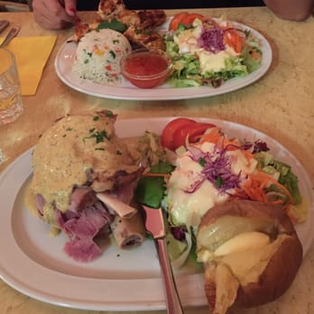 Le Fin de Siècle - Ham topped with mustard and chicken tandoori - Brasseries Near Me - Brussel, BRU Le Fin de Siècle - Ham topped with mustard and chicken tandoori - Brasseries Near Me - Brussel, BRU