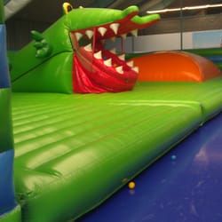 Indoor-Spielplatz kunti-bunt