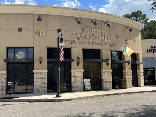 Fionn MacCool's Irish Pub & Restaurant by null