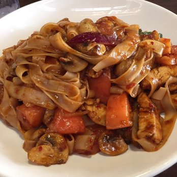 Noodle - Spicy basil noodle with chicken. Very good - Sushi Bars Near Me - Decatur, Georgia Noodle - Spicy basil noodle with chicken. Very good - Sushi Bars Near Me - Decatur, Georgia