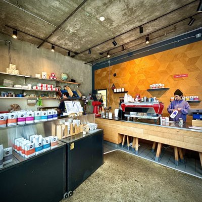 Linea Caffe by null