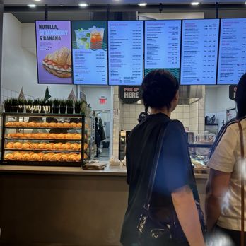 Lviv Croissants - Front counter with line - Cafes Near Me - Fair Oaks, California