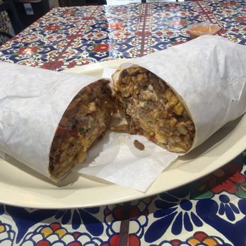 Sayulitas Mexican Food - Filipino Near Me - Santee, California