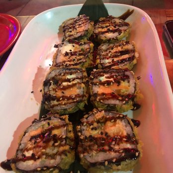 Moshi Moshi - Crunchy Crab Roll - Sushi Bars Near Me - Miami Beach, Florida