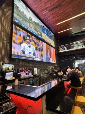 Topgolf Schaumburg by null