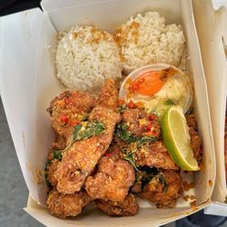 Mama Hieu's  - Salted Egg Yolk Wings House Box (Instagram: foodwithbros)