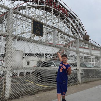 Cyclone Coaster - Amusement Parks Near Me - Brooklyn, New York
