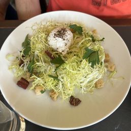 Lyonnaise Salad Lyonnaise Salad
