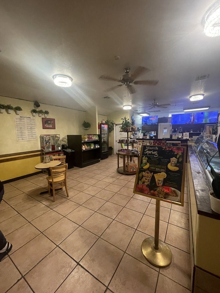 LA FRUTERA Updated September 2024 33 Photos & 44 Reviews 2322