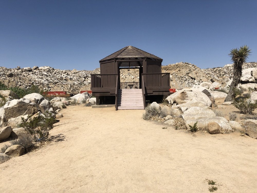 ROCKVIEW NATURE PARK 17800 National Trails Hwy, Barstow, California