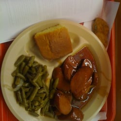Mom's Country Deli - BBQ sausage...mmm!