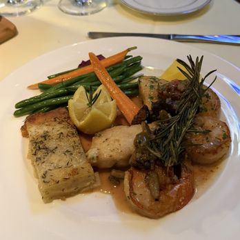 The Cellar Restaurant - Snapper and shrimp - Italian Near Me - Daytona Beach, Florida