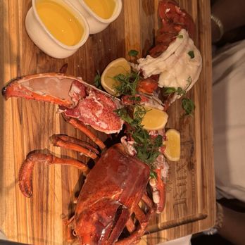 The Ruxton - 3 pound fresh Maine lobster - Steakhouses Near Me - Baltimore, Maryland The Ruxton - 3 pound fresh Maine lobster - Steakhouses Near Me - Baltimore, Maryland