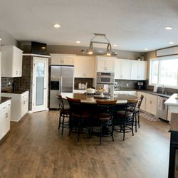 King’s Koatings - White Dove Cabinets with Tricorn Black Island