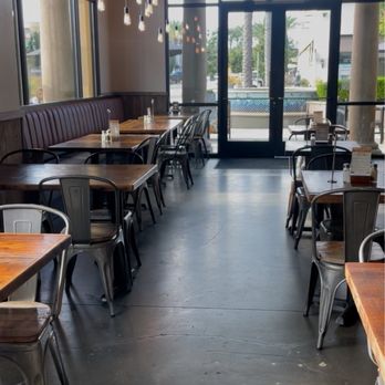 Bushfire Kitchen - La Costa - Indoor dining - American Near Me - Carlsbad, California Bushfire Kitchen - La Costa - Indoor dining - American Near Me - Carlsbad, California