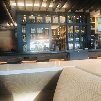 Drift - Opal Sol - Another bar area view - Seafood Near Me - Clearwater, Florida