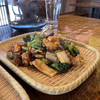 Wula Buhuan - Happy family - Szechuan Near Me - Houston, Texas