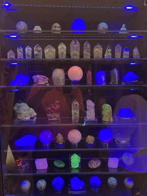 Loving Thyself Rocks by null