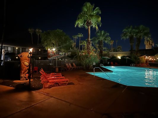 Caliente Tropics Resort - Palm Springs, CA by null