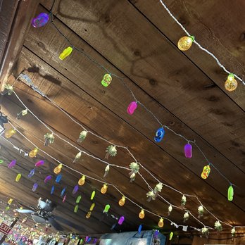 The Fish House - Interior - Seafood Near Me - Key Largo, Florida The Fish House - Interior - Seafood Near Me - Key Largo, Florida