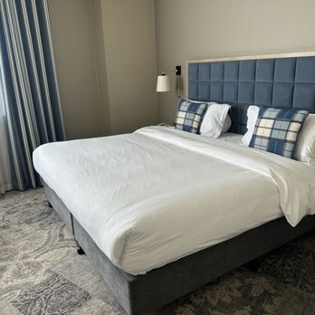 Harbour Hotel - Hotels Near Me - Galway, G Harbour Hotel - Hotels Near Me - Galway, G