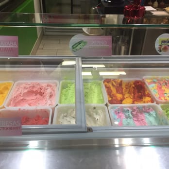 La Michoacana Premium - So many ice cream flavors to choose from... - Ice Cream & Frozen Yogurt Near Me - Chicago, Illinois