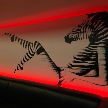 ROCBAR - Updated October 2025 - 13 Photos & 29 Reviews - 25 W Hubbard ...