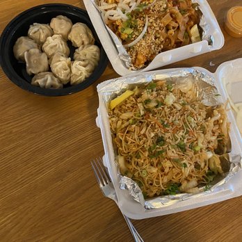 Curry Place - Pad Thai  Momos Kathmandu Fried Rice - Indian Near Me - Wesley Chapel , North Carolina