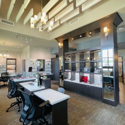 Moss Eyecare - Optical