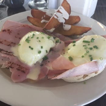 Olivier Bistro - Eggs Benedict - French Near Me - Brooklyn, New York Olivier Bistro - Eggs Benedict - French Near Me - Brooklyn, New York