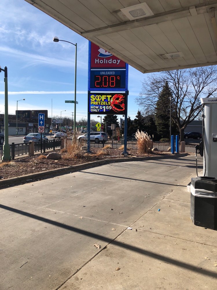 HOLIDAY STATIONSTORES 10 Reviews 5720 Excelsior Blvd, St. Louis