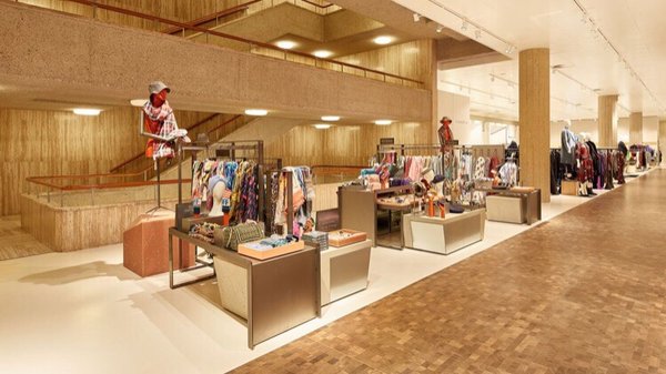 de Bijenkorf Amsterdam by null