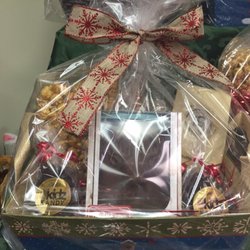 5 Kidz Kandy - Custom gift baskets