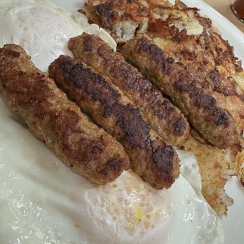 Flo's No 2 - 2 eggs, turkey sausage, and hash browns - Breakfast & Brunch Near Me - Chino, California Flo's No 2 - 2 eggs, turkey sausage, and hash browns - Breakfast & Brunch Near Me - Chino, California