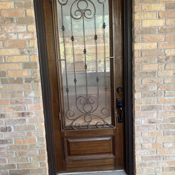 Dave’s Window Cleaning Services - Front Door - Window Washing Near Me