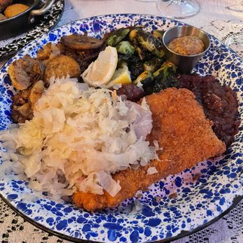 Herb Niemann's - Mixed grill - Steakhouses Near Me - Everson, Washington Herb Niemann's - Mixed grill - Steakhouses Near Me - Everson, Washington