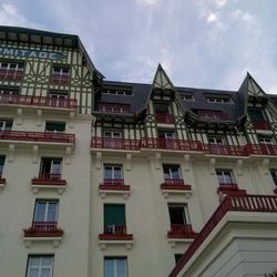 Hotel Hermitage - Stunning building