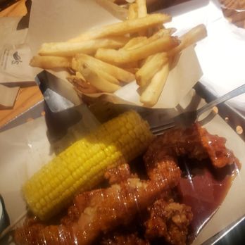 Chili's - Honey Chipotle chicken crispers - American Near Me - Goleta, California