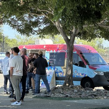 Dilly’s Ice Cream Truck - Ice Cream & Frozen Yogurt Near Me Dilly’s Ice Cream Truck - Ice Cream & Frozen Yogurt Near Me