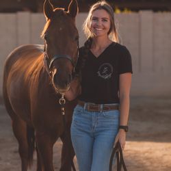 Emma Lee Horsemanship