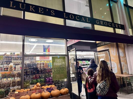Luke’s Local by null